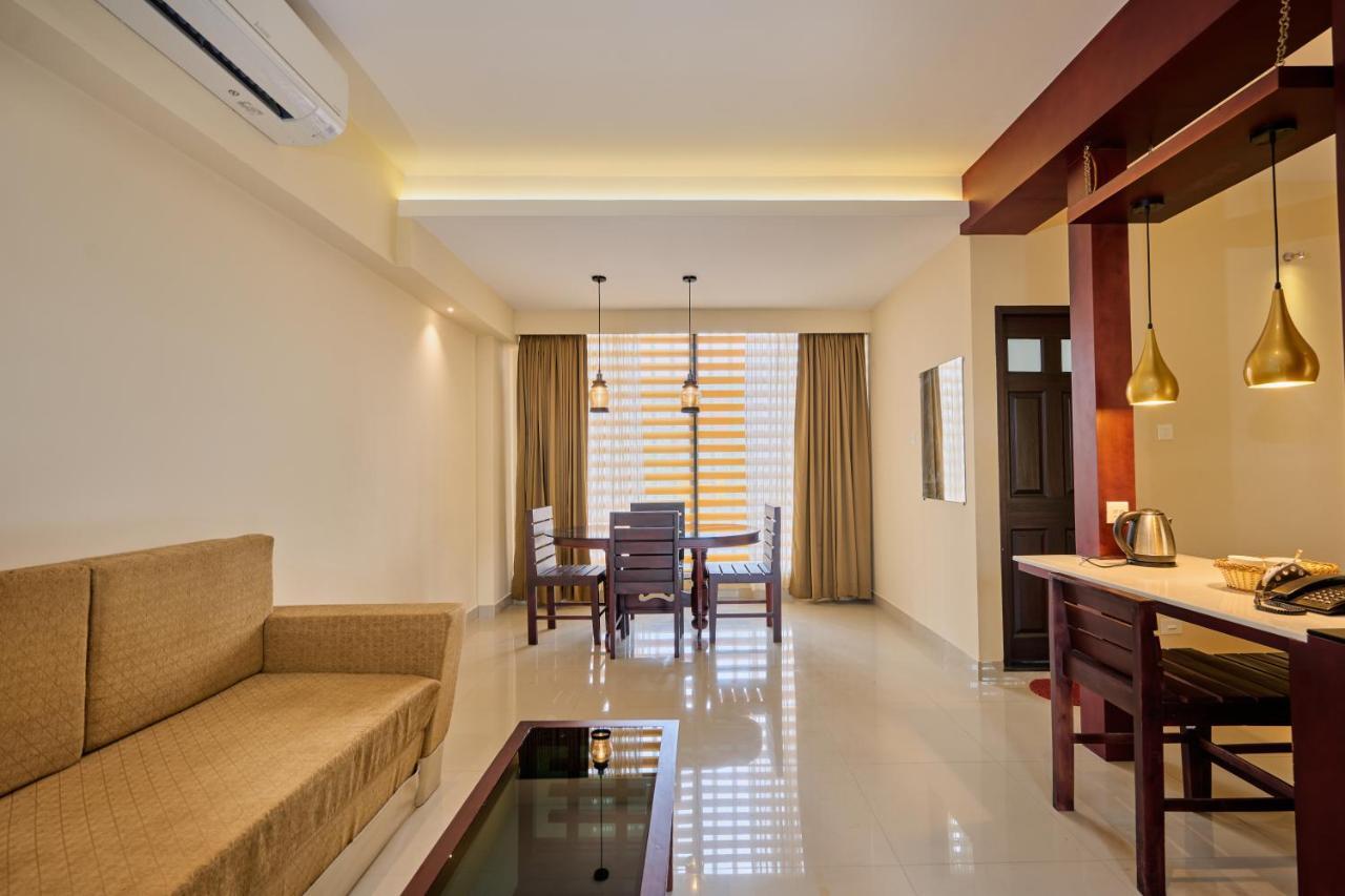 Thekkady Gavi Suites Vandiperiyār Екстериор снимка