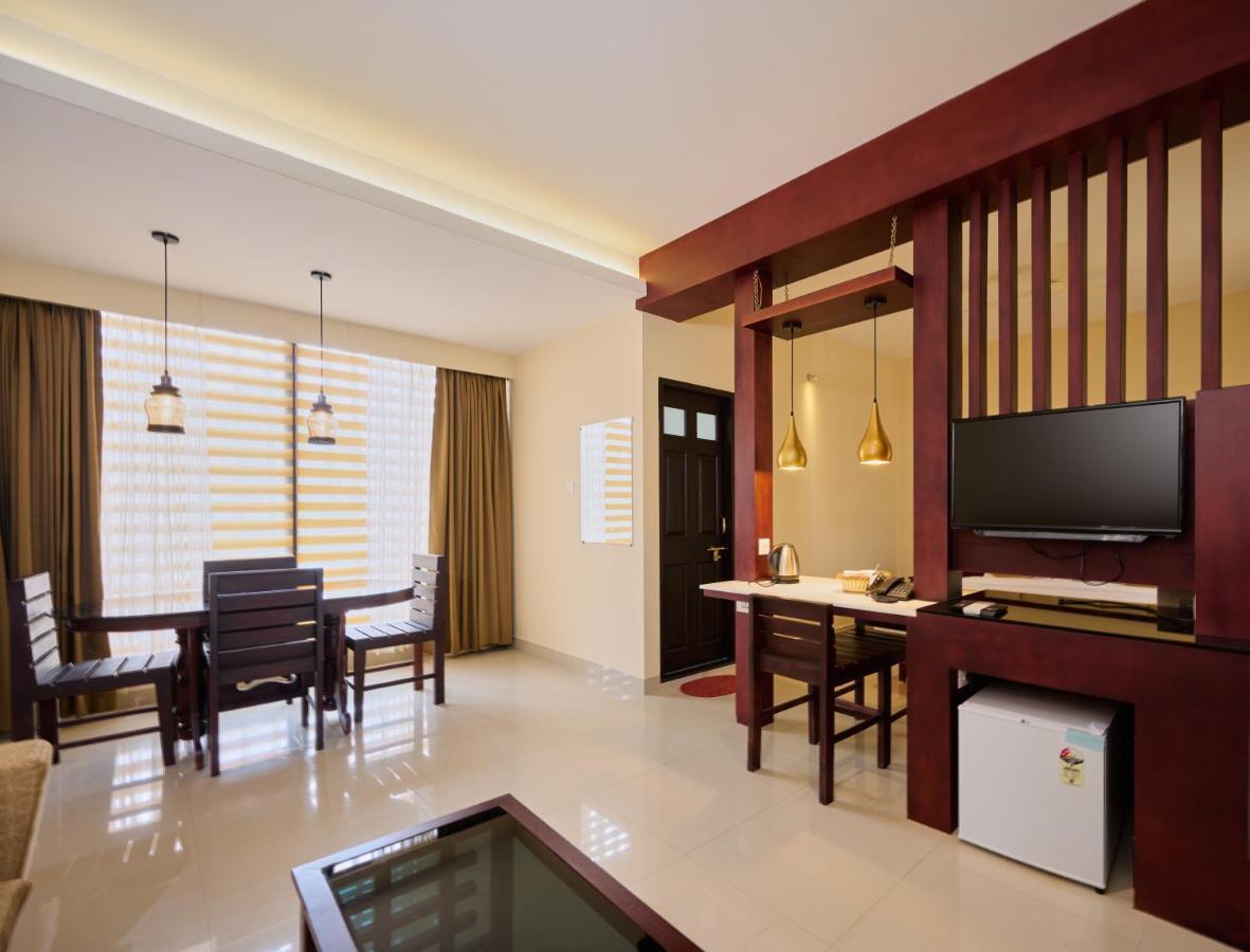 Thekkady Gavi Suites Vandiperiyār Екстериор снимка